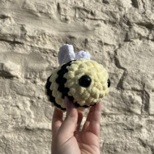 Medium Bee